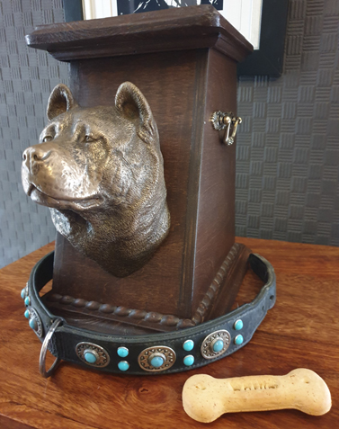 Toffee urn